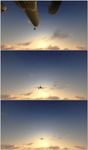 飞机飞向夕阳