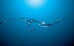 水