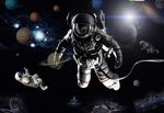 高清太空宇宙中漂浮的宇航员图片