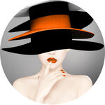 时尚女士戴黑橙配色礼帽