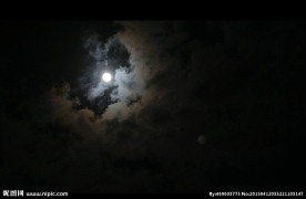 彩云之上的月亮 高清