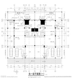 带车库别墅平面图