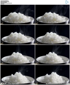 冒着热气的白米饭