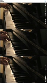 弹钢琴