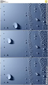 水滴在蓝色背景上滑落