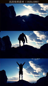 人物跳跃山顶呐喊视频素材