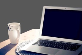 电脑显示器智能样机图片