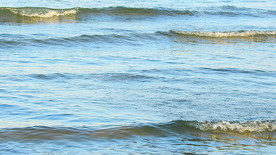 海水冲浪实拍视频