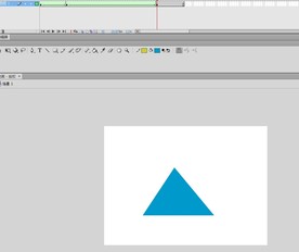 正方形变成三角形形状补间2秒