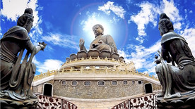 香港大佛朝圣光芒