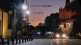 嘈杂的街道 灯光