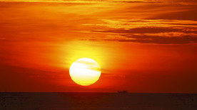 日落延时与红色的天空