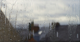 雨打车窗视频素材