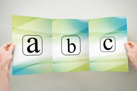 手持三折页样机