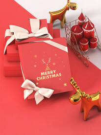 圣诞节礼盒场景样机