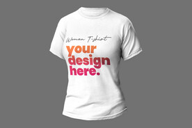 女性短袖白色T恤样机