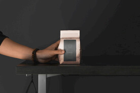 咖啡袋包装样机效果图