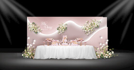 粉色婚礼甜品区