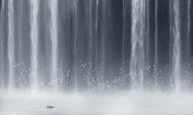 水墨瀑布山水幕墙