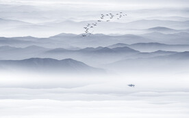  现代简约意境山水背景墙