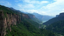 航拍俯瞰巍巍太行山地质公园