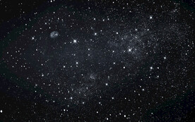 黑色星空背景图