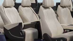 豪华汽车舒适座椅展示