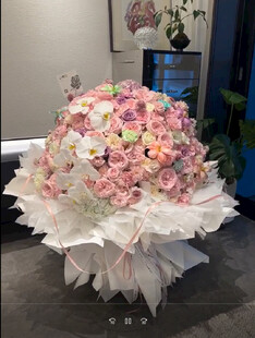 浪漫多彩鲜花花束