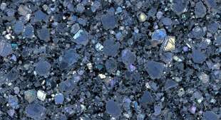 蓝色碎石颗粒特写