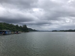 北江飞来峡阴天景色