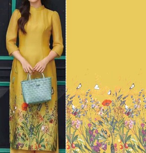 多彩花卉装点黄色背景