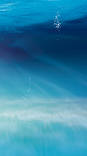 蓝色纯净之水H5背景