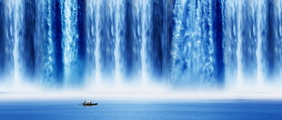 招财瀑布山水画