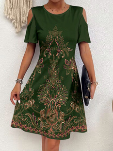 绿色印花短袖连衣裙展示